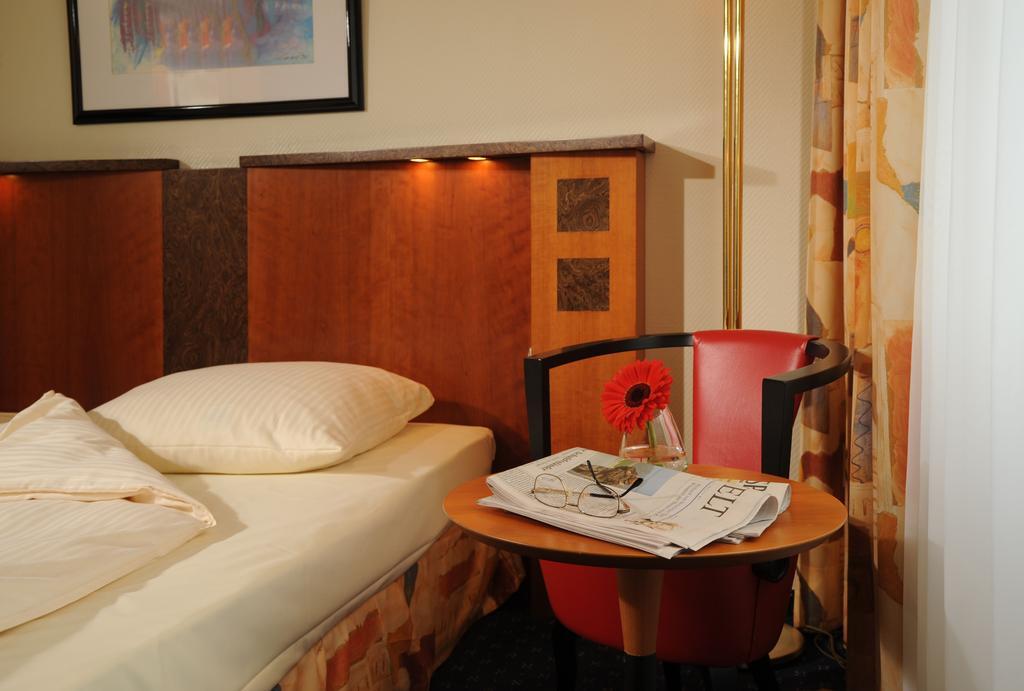 Hotel Mueggelsee Βερολίνο Δωμάτιο φωτογραφία
